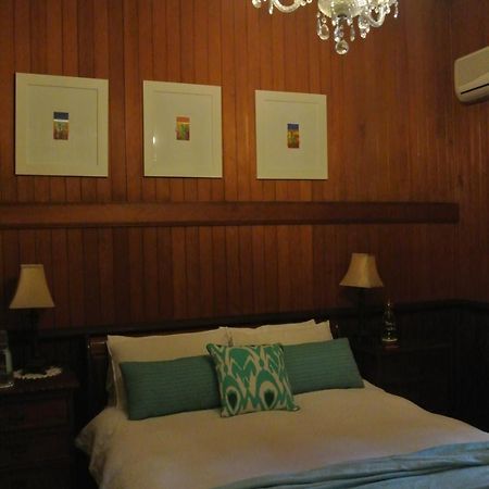 Wiss House Bed & Breakfast Kalbar Exterior foto