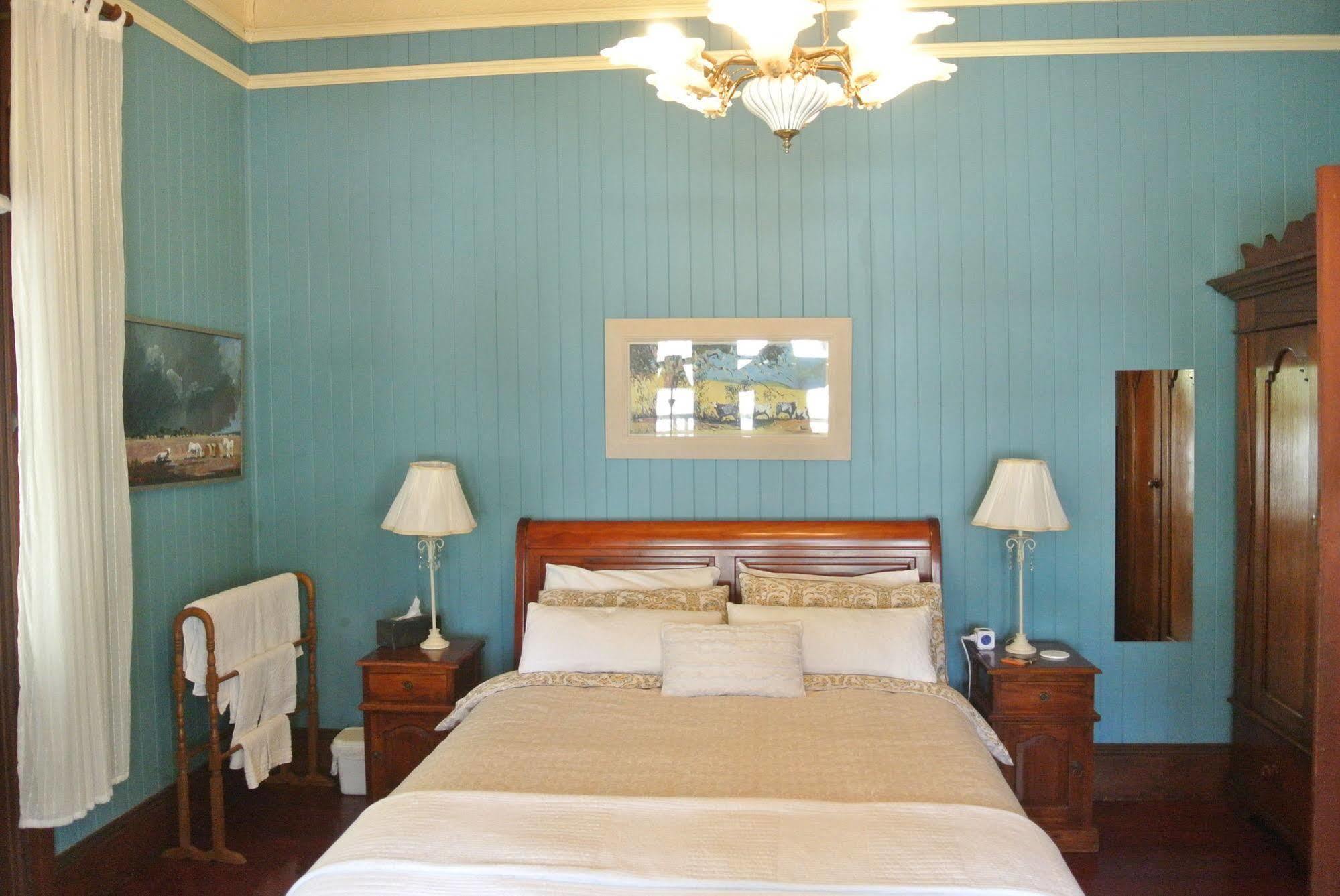 Wiss House Bed & Breakfast Kalbar Exterior foto